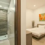 O'clock Malta 3* سليمة