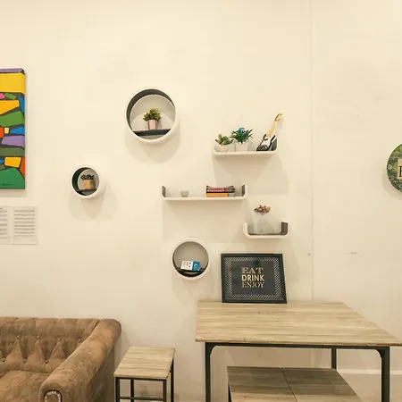 O'clock Malta Sliema