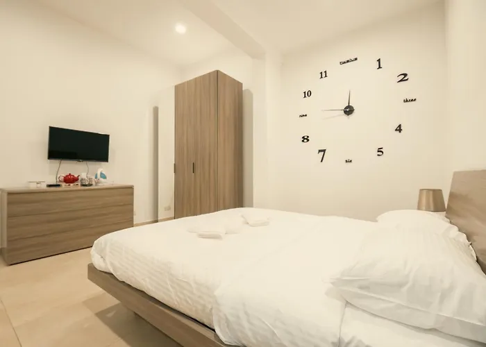 O'clock Malta Hotel 3*