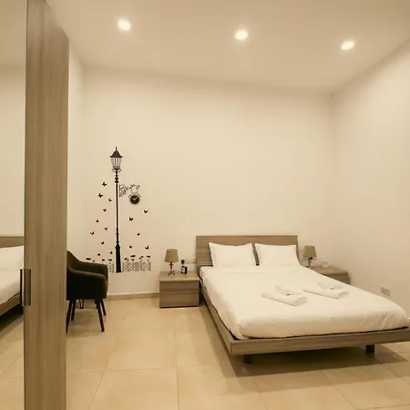 Bed & Breakfast O'clock Malta