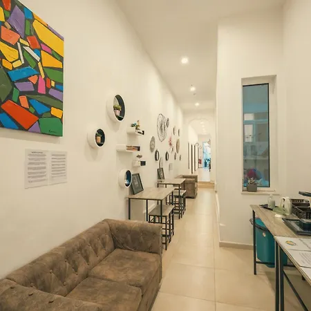 Bed & Breakfast O'clock Malta Sliema