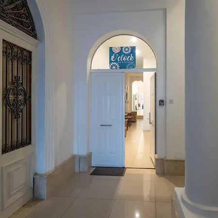 O'clock Malta 3* Sliema