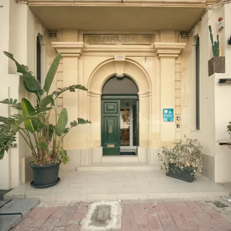 O'clock Malta Bed & Breakfast Sliema