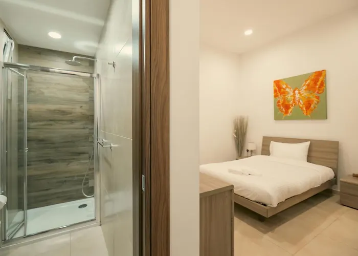 O'clock Malta 3* 슬리에마