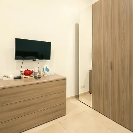 O'clock Malta ベッド・アンド・ブレックファスト 3*