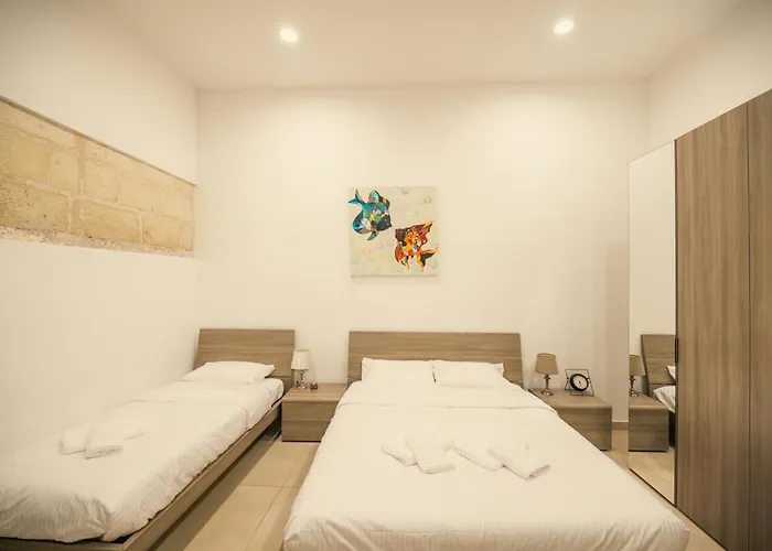 O'clock Malta B&B Sliema